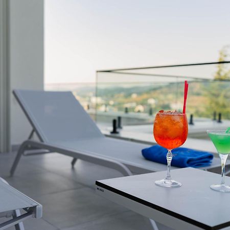 Royal Hill Hotel Vorë Eksteriør billede