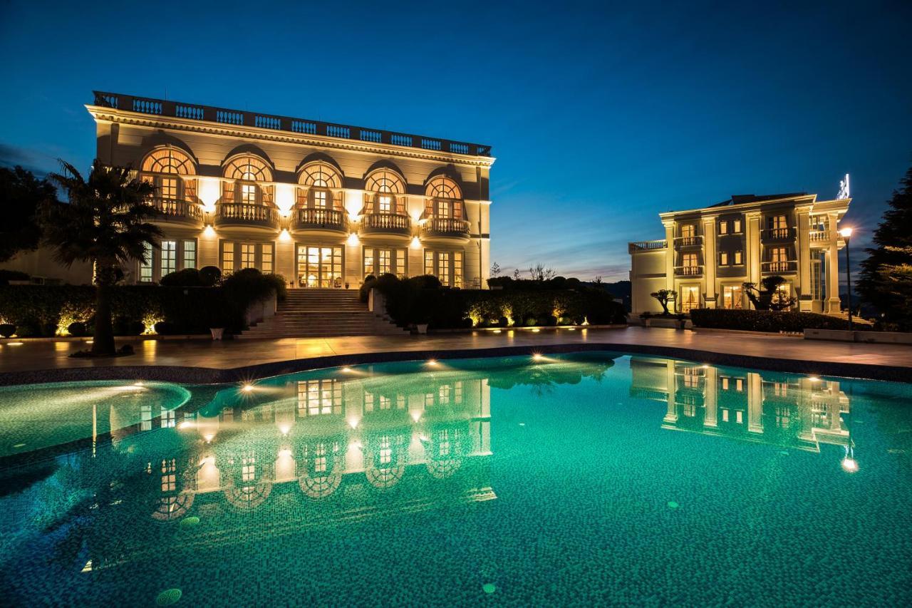 Royal Hill Hotel Vorë Eksteriør billede