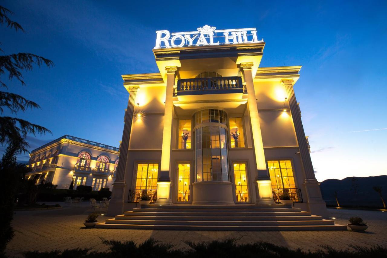 Royal Hill Hotel Vorë Eksteriør billede